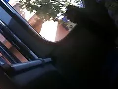 Mihevitra aho fa izy tia ny dick